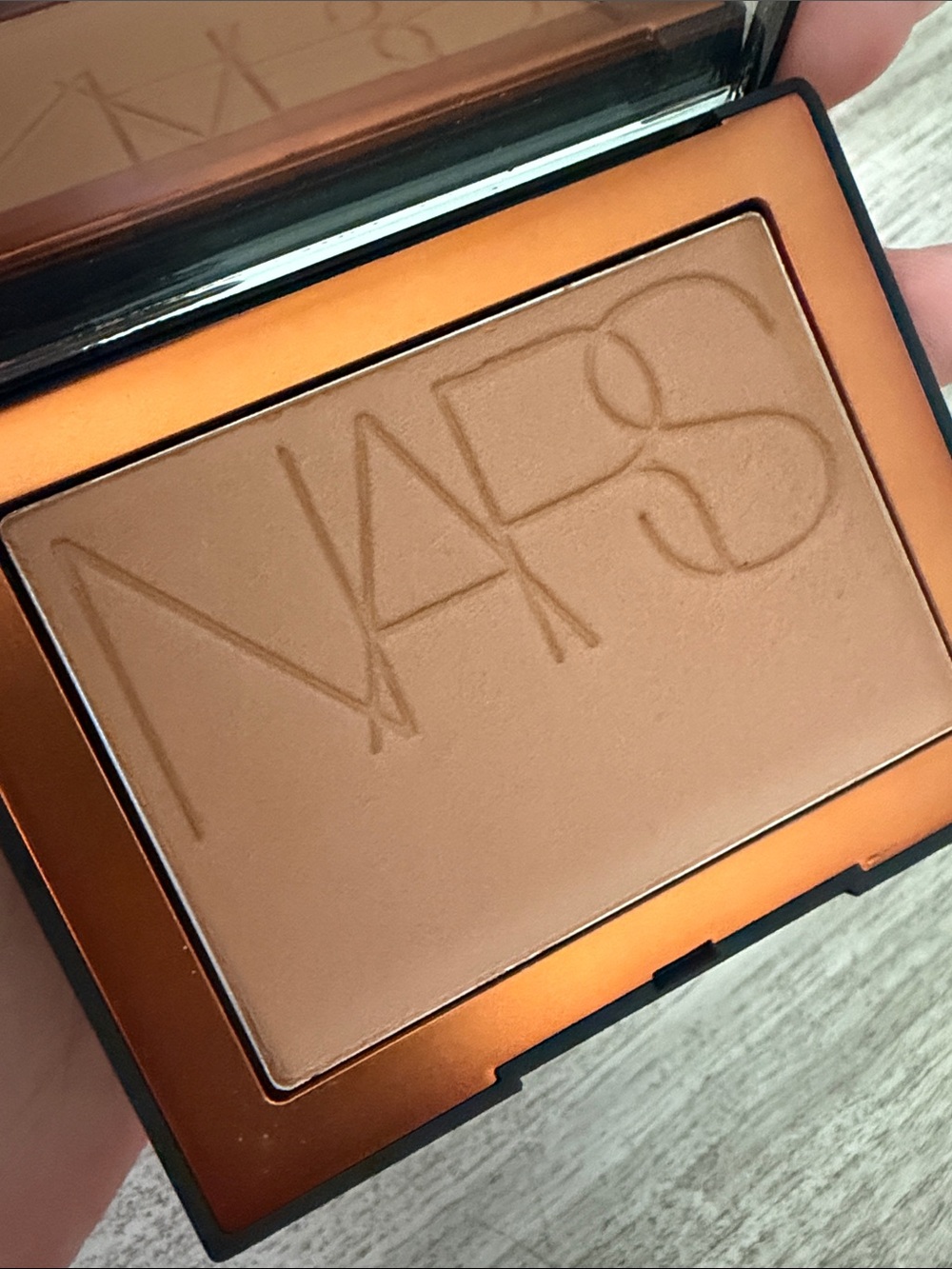 NARS Bronzing Powder in Laguna 03